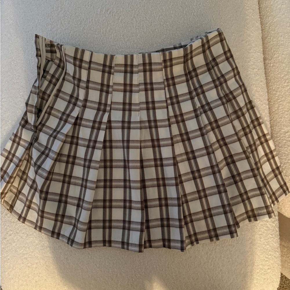 H&M Brown and White Plaid Mini Skirt - Picture 3 of 3